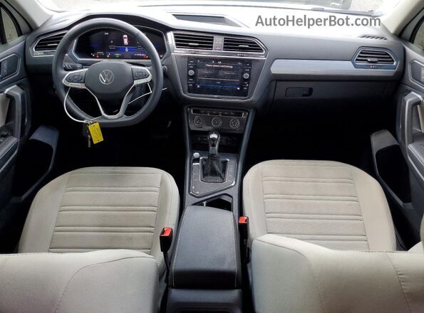3VVRB7AX6RM225220 2024 VOLKSWAGEN TIGUAN White Widok deski rozdzielczej