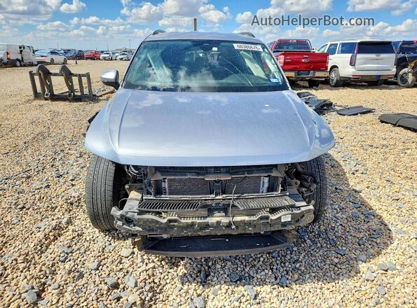 3VVRB7AX7PM110705 2023 VOLKSWAGEN TIGUAN Silver Widok z przodu