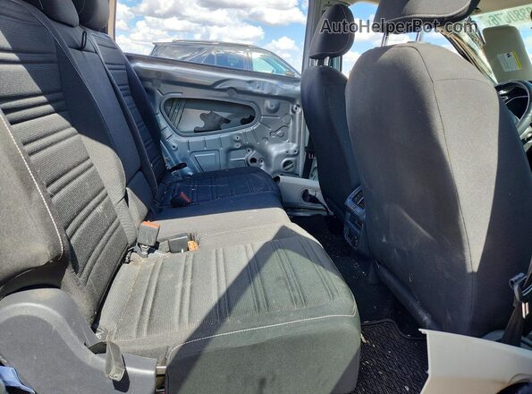 3VVRB7AX7PM110705 2023 VOLKSWAGEN TIGUAN Silver Widok wnętrza z tyłu