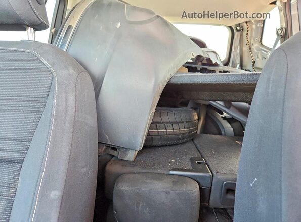 3VVRB7AX7RM018058 2024 VOLKSWAGEN TIGUAN Gray Հետևի նստատեղերի տեսք