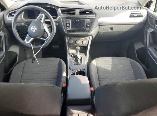 3VVRB7AX9PM032962 2023 VOLKSWAGEN TIGUAN Black Вид панелі приладів