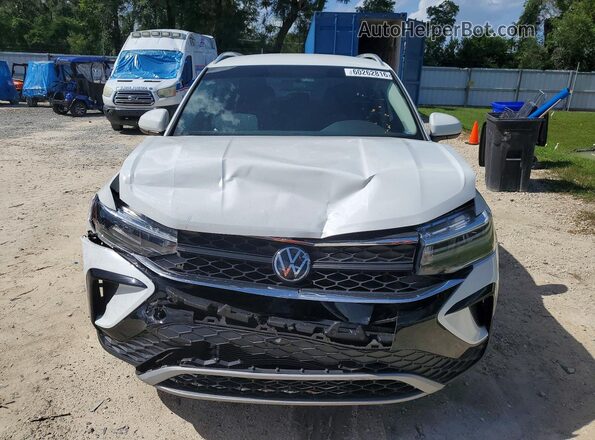 3VVRX7B28NM021498 2022 VOLKSWAGEN TAOS White Вид спереду
