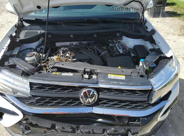 3VVRX7B28NM021498 2022 VOLKSWAGEN TAOS White Вид підкапотного простору