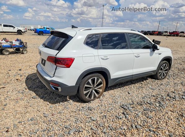 3VVRX7B29NM039654 2022 VOLKSWAGEN TAOS White Задня права чверть