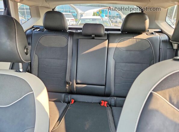 3VVSC7B21SM005801 2025 VOLKSWAGEN TAOS Black Vista de los asientos traseros