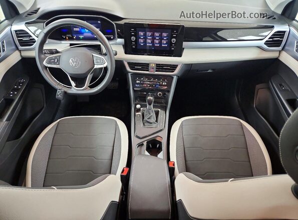 3VVSC7B26TM038309 2026 VOLKSWAGEN TAOS Gray წინა პანელის ხედი