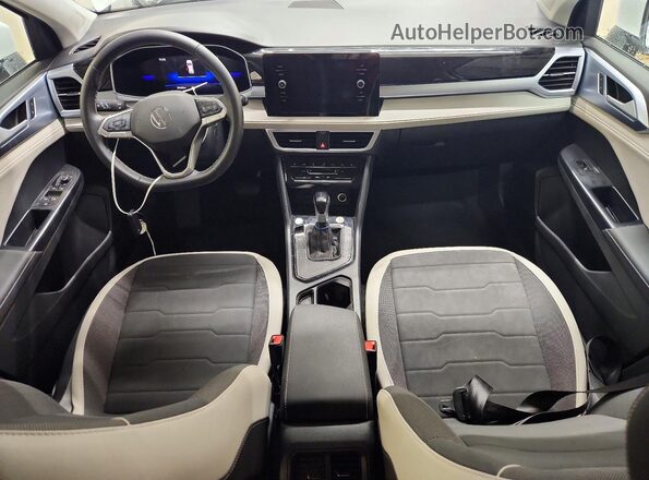 3VVSC7B2XTM002512 2026 VOLKSWAGEN TAOS White Dashboard view