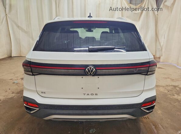 3VVSC7B2XTM002512 2026 VOLKSWAGEN TAOS White Rear view