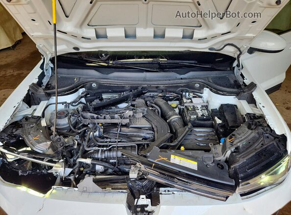 3VVSC7B2XTM002512 2026 VOLKSWAGEN TAOS White Engine compartment view