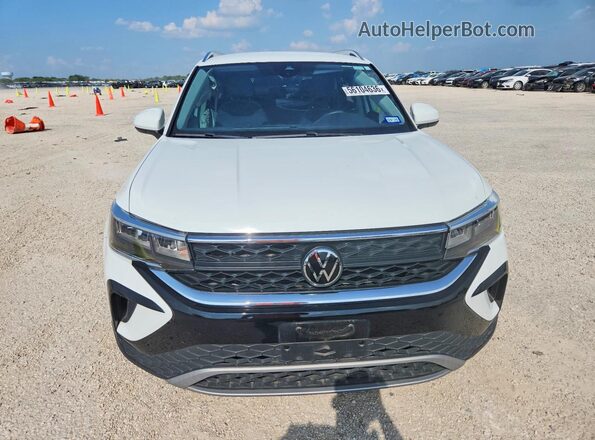 3VVSX7B27NM094198 2022 VOLKSWAGEN TAOS Белый Вид спереди