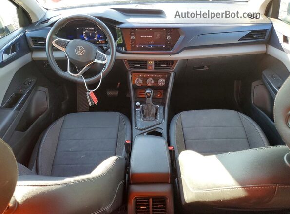 3VVSX7B28PM308845 2023 VOLKSWAGEN TAOS Blue Vista del salpicadero