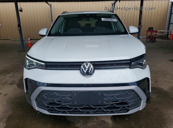 3VVUC7B28TM076911 2026 VOLKSWAGEN TAOS White Front view