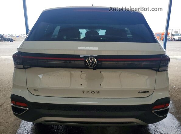 3VVUC7B28TM076911 2026 VOLKSWAGEN TAOS White Rear view