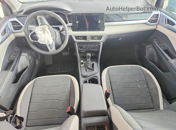 3VVUC7B2XTM024714 2026 VOLKSWAGEN TAOS Blue Вид панелі приладів