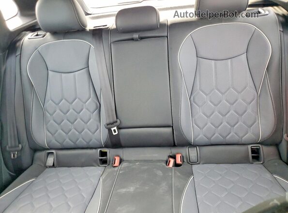 3VVUW7RM4TM055990 2026 VOLKSWAGEN TIGUAN Black Rear seats view