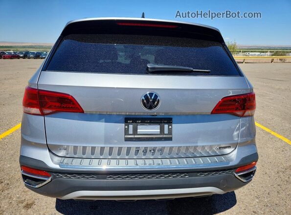 3VVUX7B20RM067777 2024 VOLKSWAGEN TAOS Silver Vista trasera