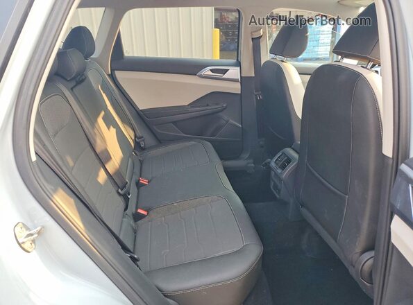 3VVVC7B28SM034550 2025 VOLKSWAGEN TAOS Blue Вид задньої частини салону