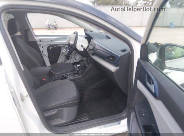 3VVVX7B22RM021422 2024 VOLKSWAGEN TAOS White Вид салону спереду