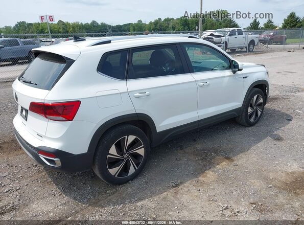 3VVVX7B23RM130133 2024 VOLKSWAGEN TAOS White Trasero derecho