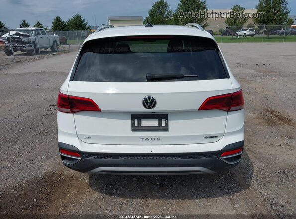 3VVVX7B23RM130133 2024 VOLKSWAGEN TAOS White 