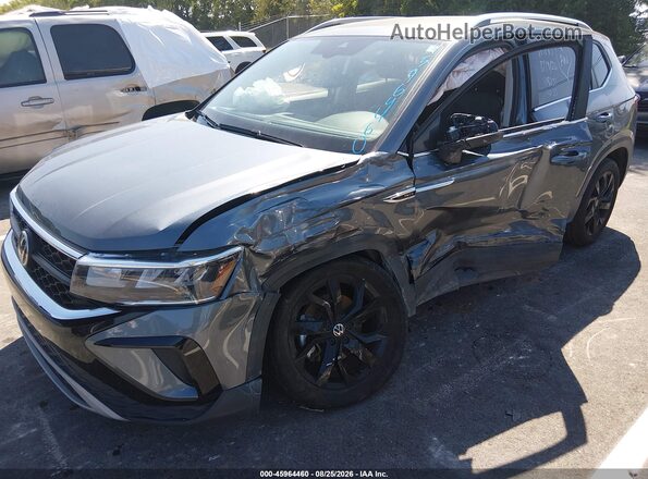 3VVYX7B23NM040133 2022 VOLKSWAGEN TAOS Gray Front view