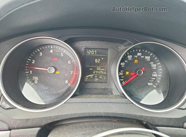 3VW167AJ7JM243898 2018 VOLKSWAGEN JETTA Blue Widok zestawu wskaźników