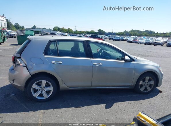 3VW217AU9HM023749 2017 VOLKSWAGEN GOLF Gray Widok wnętrza z tyłu