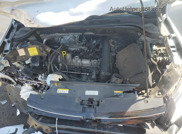 3VW2B7AJ1HM279984 2017 VOLKSWAGEN JETTA White Սալոնի հետևի տեսք