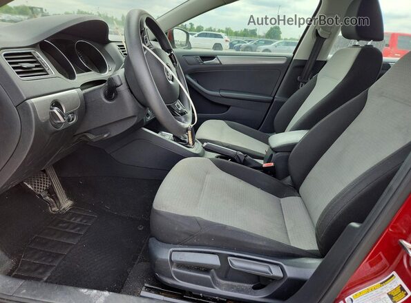 3VW2B7AJ1HM284232 2017 VOLKSWAGEN JETTA Red Widok wnętrza z przodu