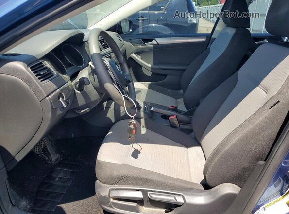 3VW2B7AJ1JM262401 2018 VOLKSWAGEN JETTA Blue Vista interior delantera
