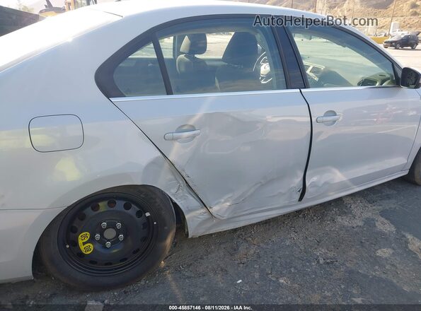 3VW2B7AJ2HM389409 2017 VOLKSWAGEN JETTA Silver Դիմացի տեսք