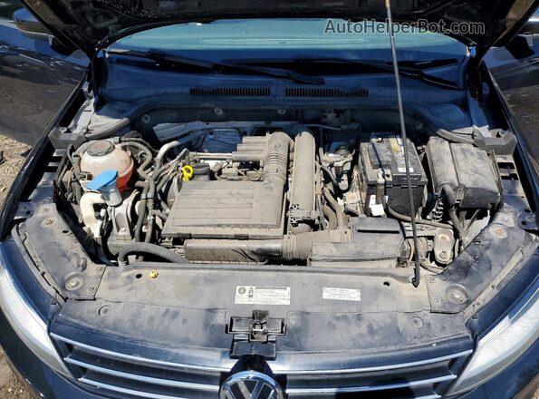3VW2B7AJ2JM247891 2018 VOLKSWAGEN JETTA Black Rear interior view