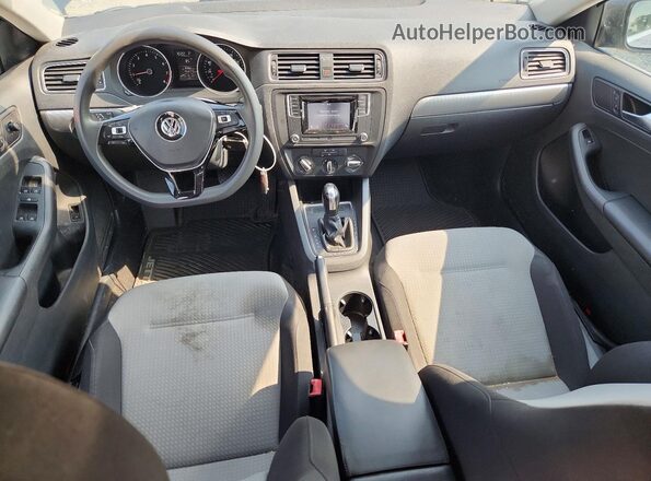 3VW2B7AJ4HM212148 2017 VOLKSWAGEN JETTA Угольный Вид панели приборов