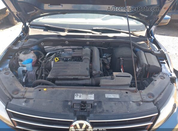 3VW2B7AJ5HM239519 2017 VOLKSWAGEN JETTA Синий Вид сзади