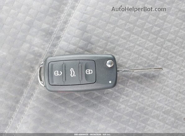 3VW2B7AJ7HM255804 2017 VOLKSWAGEN JETTA Blue Widok deski rozdzielczej