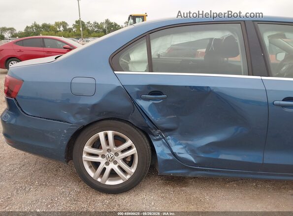 3VW2B7AJ7HM255804 2017 VOLKSWAGEN JETTA Blue Widok z przodu