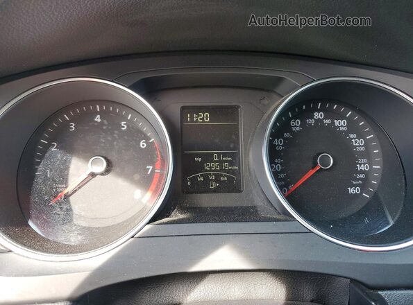 3VW2B7AJ7HM400162 2017 VOLKSWAGEN JETTA Black Vista del cuadro de instrumentos