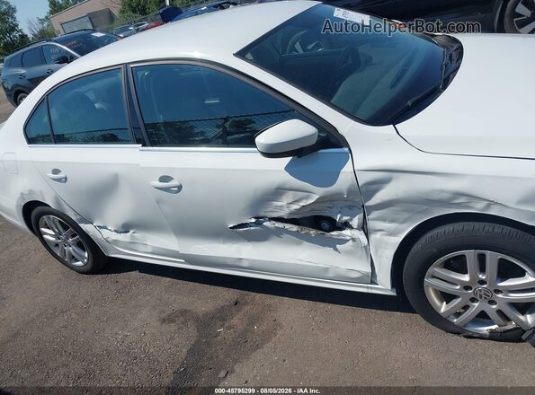 3VW2B7AJ9HM257134 2017 VOLKSWAGEN JETTA Белый Вид спереди