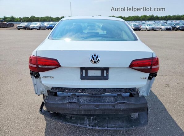 3VW2B7AJ9HM337095 2017 VOLKSWAGEN JETTA White Widok z tyłu