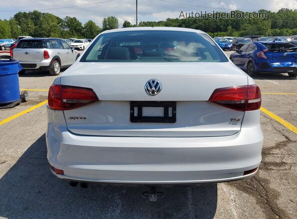 3VW2B7AJ9JM258564 2018 VOLKSWAGEN JETTA Gray Հետևի տեսք