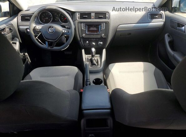 3VW2B7AJ9JM258564 2018 VOLKSWAGEN JETTA Gray Առջևի վահանակի տեսք