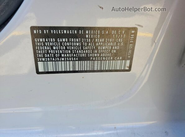 3VW2B7AJ9JM258564 2018 VOLKSWAGEN JETTA Gray Շարժիչի բաժամունքի տեսք