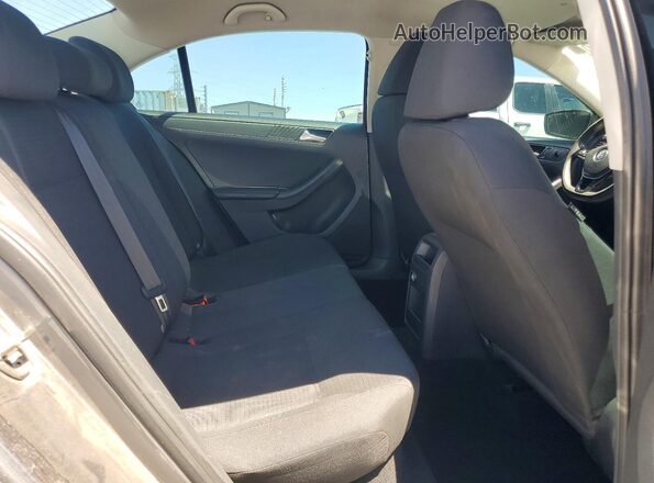 3VW2K7AJ1FM401319 2015 VOLKSWAGEN JETTA Серый Вид задних сидений