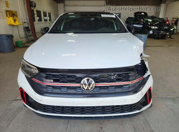 3VW2T7BU7RM007026 2024 VOLKSWAGEN JETTA Белый Вид спереди