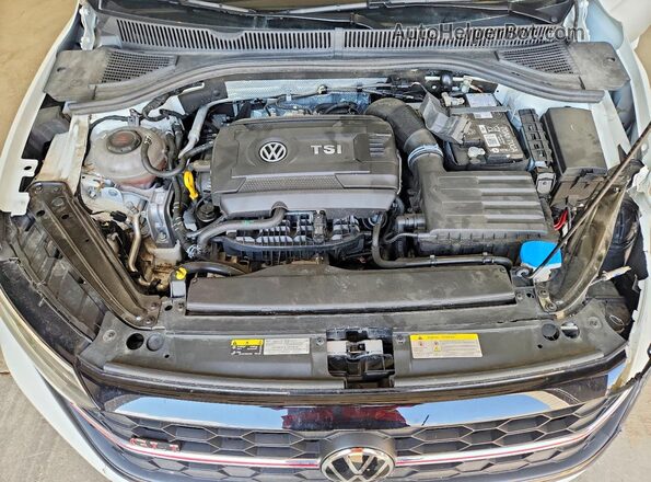3VW2T7BU7RM007026 2024 VOLKSWAGEN JETTA Белый Вид задней части салона