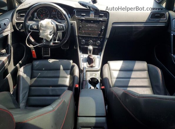 3VW447AU3JM271663 2018 VOLKSWAGEN GTI Gray Dashboard view