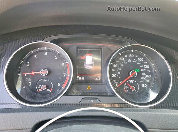 3VW447AU8HM030269 2017 VOLKSWAGEN GTI White უკანა სავარძლების ხედი