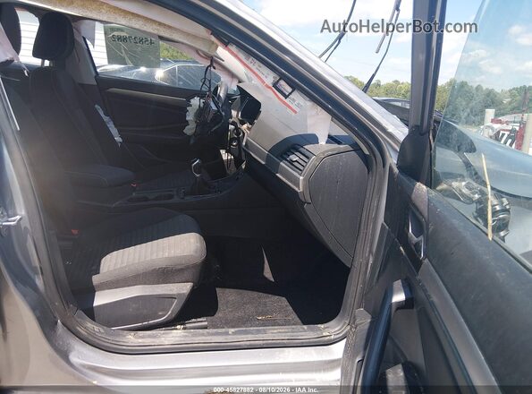 3VW4M7BU3RM082408 2024 VOLKSWAGEN JETTA Silver Front interior view