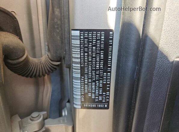 3VW507AT6GM809076 2016 VOLKSWAGEN BEETLE Gold Engine compartment view