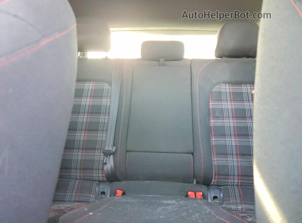3VW547AU8HM043785 2017 VOLKSWAGEN GTI Black Вид задніх сидінь